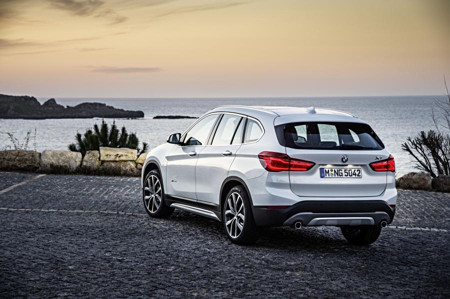  BMW X1 xDrive20d xLine (F48) 2015 года  (WW) (фото 9 из 59)